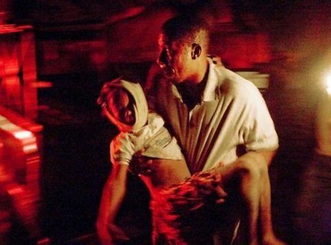 Haiti Depremi -  - 12 Ocak 2010'da Haiti'nin başkenti Port-au-Prince vuran deprem 7.0 şiddetindeydi.