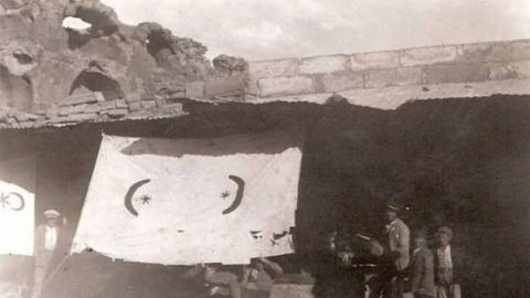 Depremde 32.962 kişi hayatını kaybetti ve 100 bine yakın kişi yaralandı. -