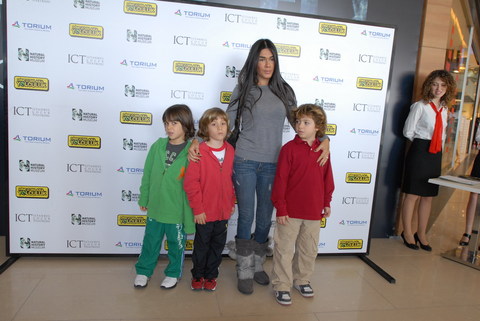 ALİ ERDEM, HASAN ABUT, AYŞE, EMİR ERDEM 