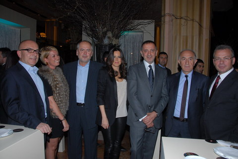 HAKAN ÖNEN, ESRA ÇORUH, TURGUT TOPLUSOY, AYŞE OLGAR, FATİH ALTAYLI, ZAFER YILDIRIM, VEDAT AŞÇI 
