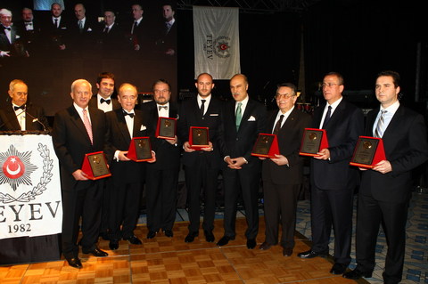 CEZMİ MUTLU, GÜNDÜZ GEDİKOĞLU, SİNAN ARTAN, ARİF DEVELİER, HÜSEYİN ÇAPKIN, OKTAY DURAN 