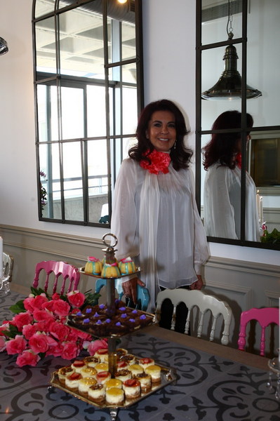 AYŞE GÖNÜL