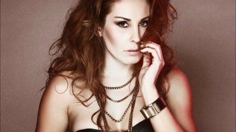 ** Günay Restorant'ta; 1 Nisan Cuma, saat 22.00'de, Kubat, saat 23.30'da, Funda Arar, 2 Nisan Cumartesi ise Candan Erçetin. Tel: (212 230 33 33) -  - ** İzmir Zeus Bar'da; 1 Nisan Cuma, saat 21.30'da, Ogün Sanlısoy. Giriş: 30 TL. Tel: (232 463 46 06)