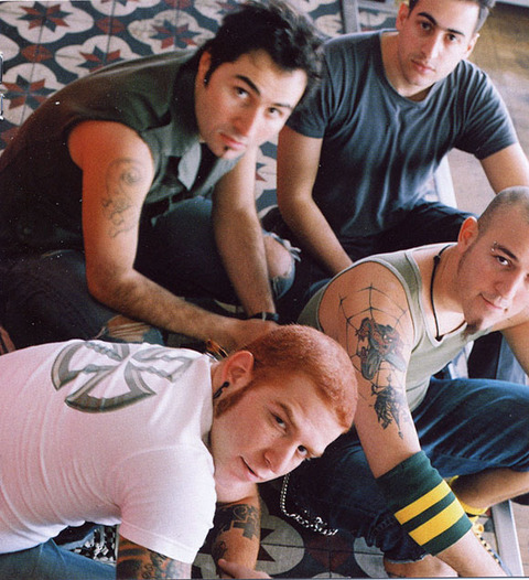 ** İzmir Ooze Venue'de; 1 Nisan Cuma, saat 23.00'te, Athena. Giriş: 30 TL. Tel: (232 388 78 70) - ** İş Sanat'ta; 2 Nisan Cuma, saat 20.00'de, şef Giovanni Antonini, solist Viktoria Mullova'nın (keman) eşliğinde, Basel Oda Orkestrası. Giriş: 82, 45 TL. Tel: (212 316 10 83) - ** Bursa Resimli Bar'da; 1 Nisan Cuma, saat 21.00'de, DJ kabininde Berna Öztürk, 2 Nisan Cumartesi ise Cem Adrian. Giriş: 30, 20 TL. Tel: (555 744 77 04)