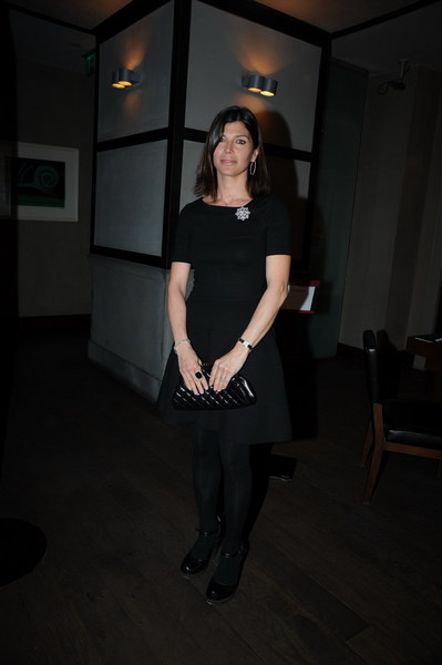 ZEYNEP ÜSTÜNEL