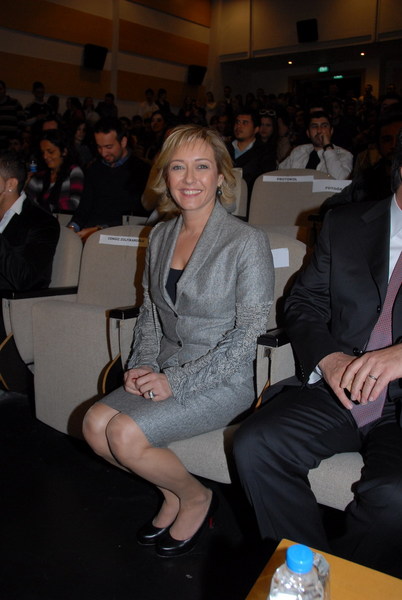 REVNA DEMİRÖREN