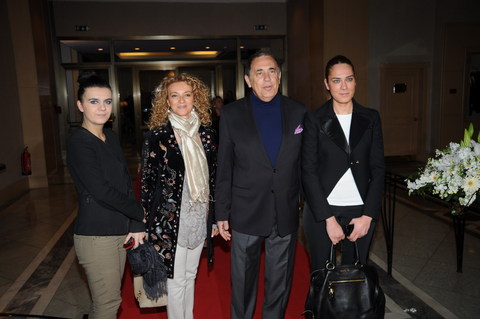 BETÜL BOVYA, AYTEN ALTUN,EROL KAYNAR, MELİS ÇUBUKÇUOĞLU 