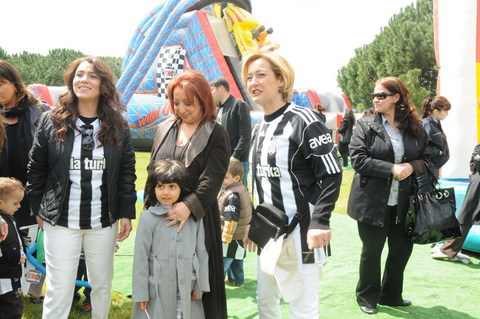 EREN ADALI, YESEMİN YALÇIN, REVNA DEMİRÖREN