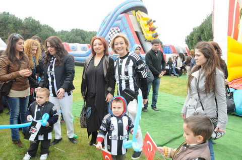 YASEMİN YALÇIN, REVNA DEMİRÖREN