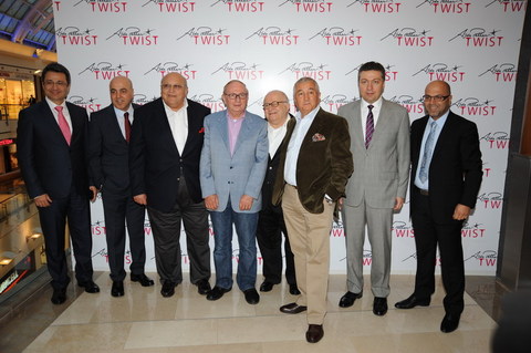 İŞ ADAMLARI TOPLU