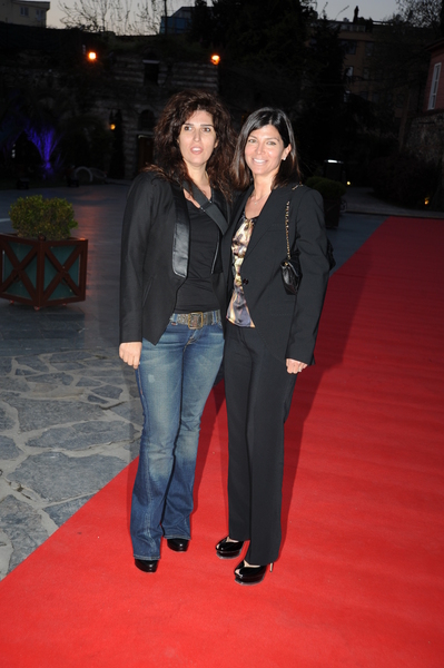 ASLI DURUMAN-ZEYNEP ÜSTÜNEL
