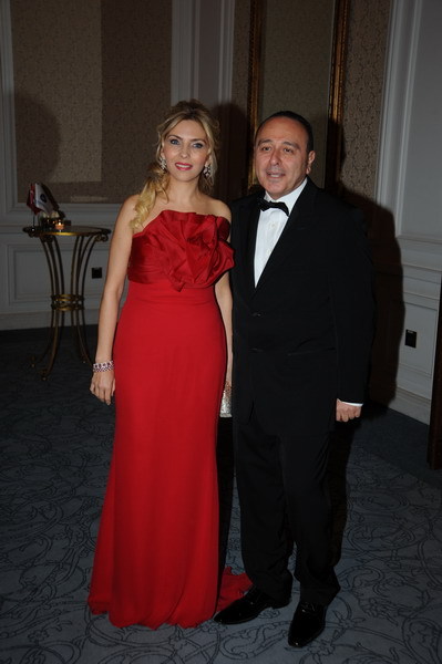 ARZU - ÖMER SABANCI 