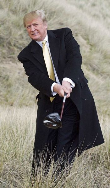 DONALD TRUMP 