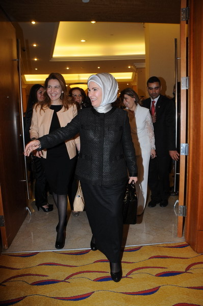 EMİNE ERDOĞAN