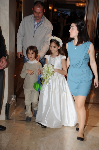 EDVINA, EGE LAL ÖZYEĞİN 