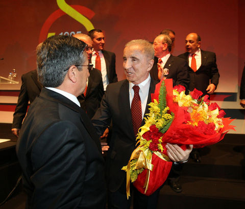 ÜNAL AYSAL