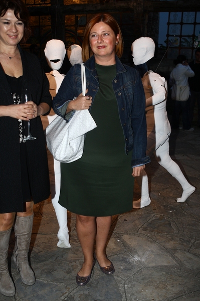 BANU YENTÜR 