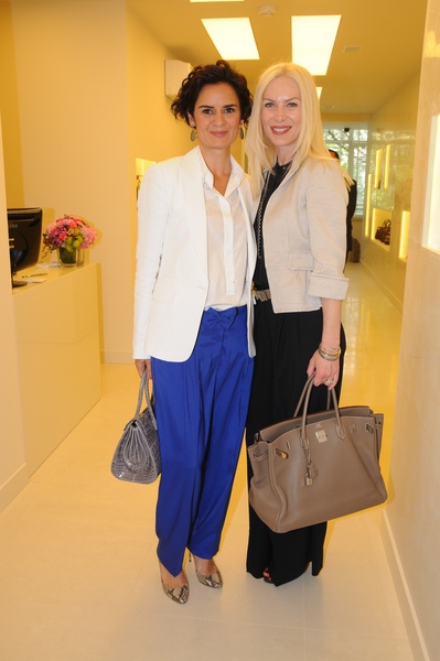 ASLI BAYRAKTAROĞLU, ARZU ATABARUT