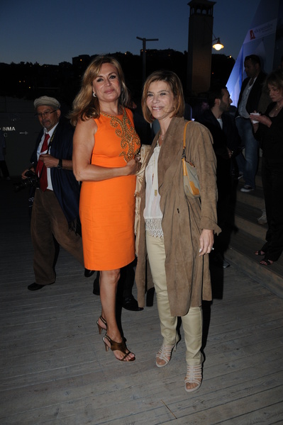 NESLİGÜL AKSOY,  ROULA HABBAB 