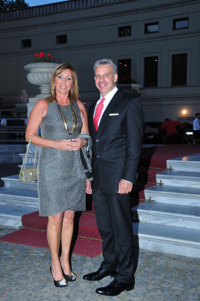 DALIA GARİH, GARY LACHMAN