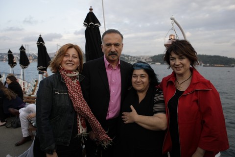 BANU YENTÜR, MURATHAN MUNGAN, SERRA YILMAZ, SERAP ENGİN
