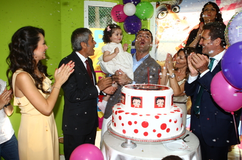 FATOŞ SARIGÜL, ALİ ALTINBAŞ,AYŞENAZ,  EMİR SARIGÜL, MUSTAFA SARIGÜL