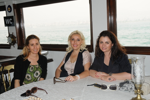 AYTÜL TARAKÇOĞLU,  NiLUFER APAYDIN SEMA GÜRAL SÜRMELİ 