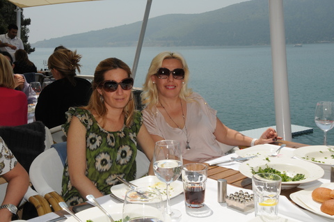 AYTÜL TARAKÇIOĞLU, NİLÜFER APAYDIN 
