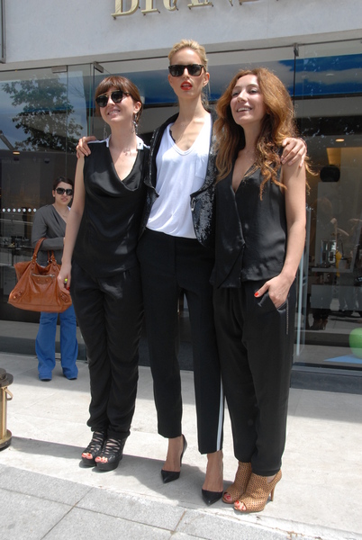 CEYDA BALABAN,  KAROLINA KURUKOVA,  NFRDAN YÜZBAŞIOĞLU