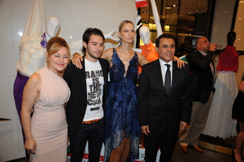 DEMET ÇETİNDOĞAN, HAKAN SABANCI, KAROLİNA KURKOVA, CENGİZ ÇETİNDOĞAN 