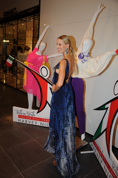 KAROLINA KURKOVA