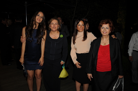 MELİSA, GÜLER, SEVİL, TÜRKAN SABANCI 
