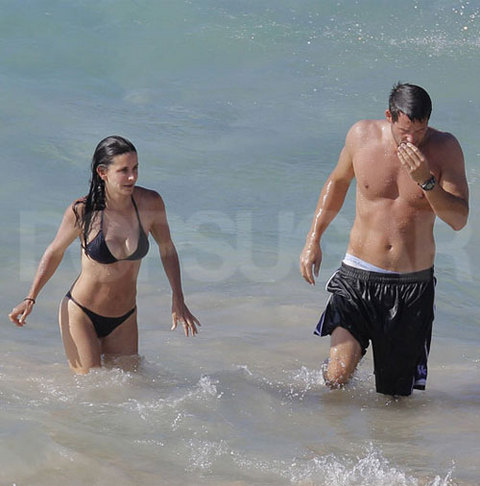 COURTENEY COX, JOSH HOPKINS - 