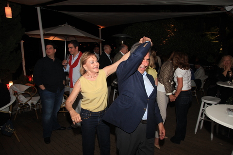 EVA MAÇARO - ASLAN NURİ MESERRETÇİOĞLU