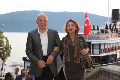 BELKIS - ERDAL AKSOY