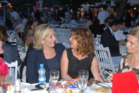 REVNA DEMİRÖREN, SERRA TOKAR