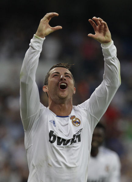 2-Cristiano Ronaldo / Real Madrid / 177 milyon 300 bin TL