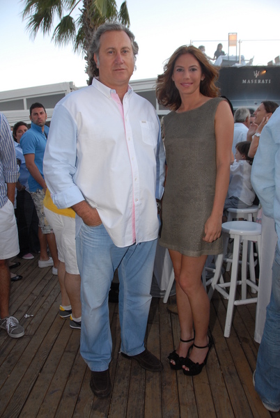 SENKAR ÖZTÜZUN, ZEYNEP BEŞERLER