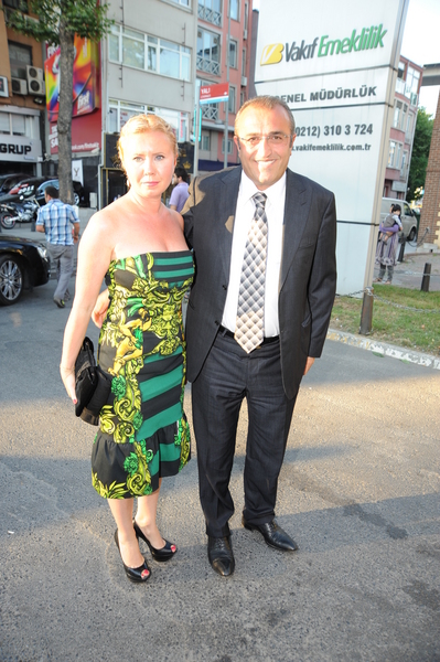 ABDURRAHİM ALBAYRAK VE EŞİ