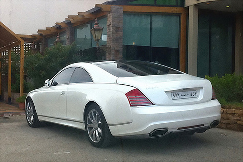 Maybach Xenatec'in fiyatı 600 bin sterlin (1 milyon 58 TL).