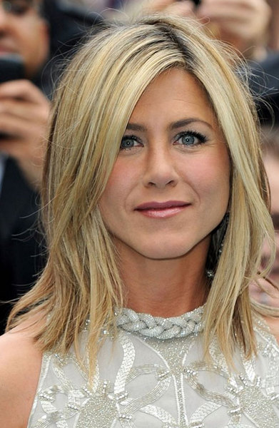 JENNIFER ANISTON
