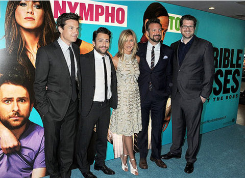 JASON BATEMAN, CHARLIE DAY, JENNIFER ANISTON, JASON SUDEIKIS , SETH GORDON