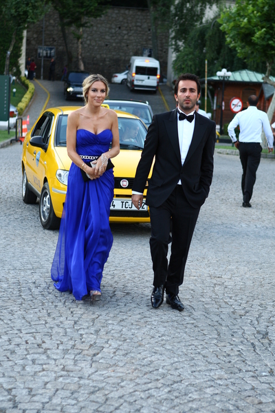 ROMINA HAKKO, NIV HERZIKOWITZ