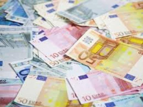 Para çekince el yıkayın: Kingston Üniversitesi'nden Dr. Mark Fielder'e göre bankaların ATM'leri tehlikeli bakterilerle dolu. ATM tuşlarının hastalık yapıcı bakteriler taşıdığını belirten Dr. Fielder para çektikten sonra insanların ellerini yıkamaları gerektiğini söyledi.