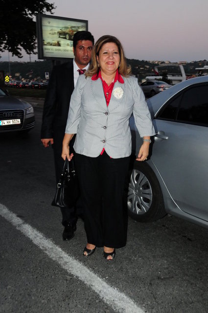 NEVAL GÜLER