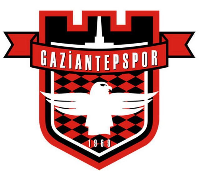 GAZİANTEPSPOR'UN ŞAHİNİ - Gaziantepspor'un ambleminde yer alan, takımın sembolü olan ''Şahin'' ise Fransızlar'a karşı kentin savunmasında önemli rol üstlenen Şahin Bey'den geliyor. -  - Halk tarafından ''Şahin Bey'' olarak bilinen Mehmet Sait, 1911'de Trablusgarp Savaşlarına gönüllü olarak katılır. Balkan Savaşlarında, Birinci Dünya Savaşında Çanakkale, Romanya, Filistin cephelerinde savaşan Şahin Bey, Fransızlara karşı Antep savunmasını her şeyin üstünde tutar. -  - Gaziantepspor tarihinde önemli yere sahip Şahin Bey, kentin futbol kulübüne Şahin simgesini veren isim olur. Hatta, takımın rengi Fransızlar'la çarpışan çetelerden akan kanın rengi kırmızı ile matemi simgeleyen siyah olarak belirlenir. -