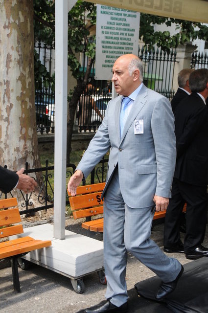 ALİ KIBAR 