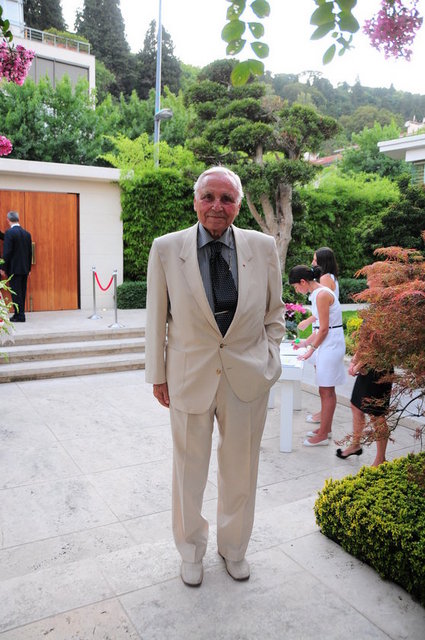 NİHAT BOYTÜZÜN