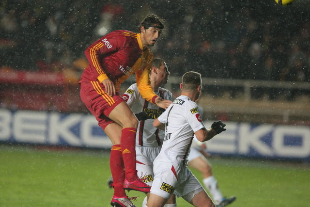 Mehmet Batdal: 1.95 metre (Karabükspor)