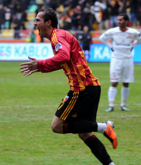 Emir Kujoviç: 1.94 metre (Kayserispor)
